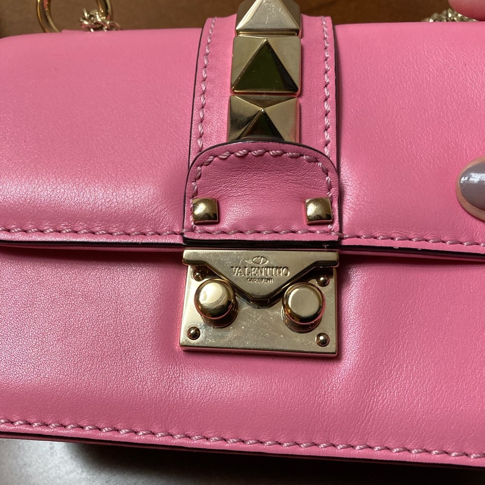 SOLD - Valentino Garavani mini glam lock rockstud shoulder bag in pink - Picture 3 of 12